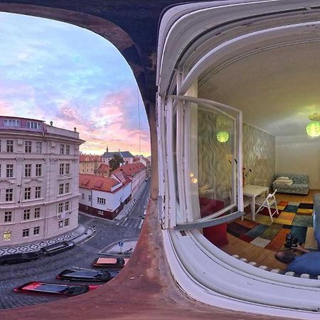 Apartments Vorsilska Прага Екстериор снимка