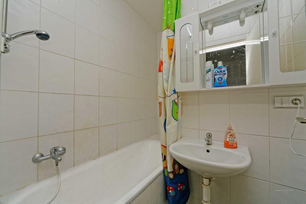Apartments Vorsilska Прага Стая снимка